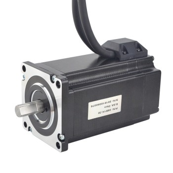 Motor de bucle cerrado Nema 24 serie P 3Nm(424.83oz.in) con codificador 1000PPR(4000CPR)