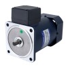 Tres fases 220VAC/380VAC 200W 50/60Hz Brida 104mm Relación de transmisión 10:1 Motor de inducción de CA con caja de cambios en ángulo recto