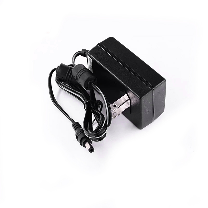GST25U12-P1J MEANWELL 25W 12VDC 2.08A 115/230VACAC-DCAdaptador industrialVerde confiable