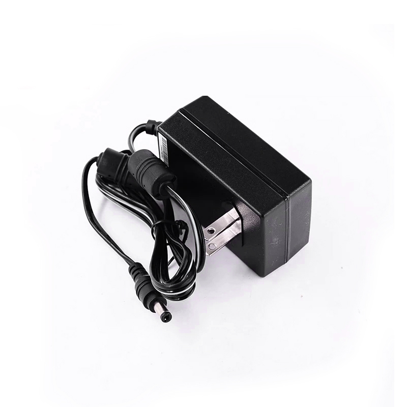 GST36U09-P1J MEANWELL 28W 9VDC 3.11A 115/230VACAC-DCAdaptador industrialVerde confiable